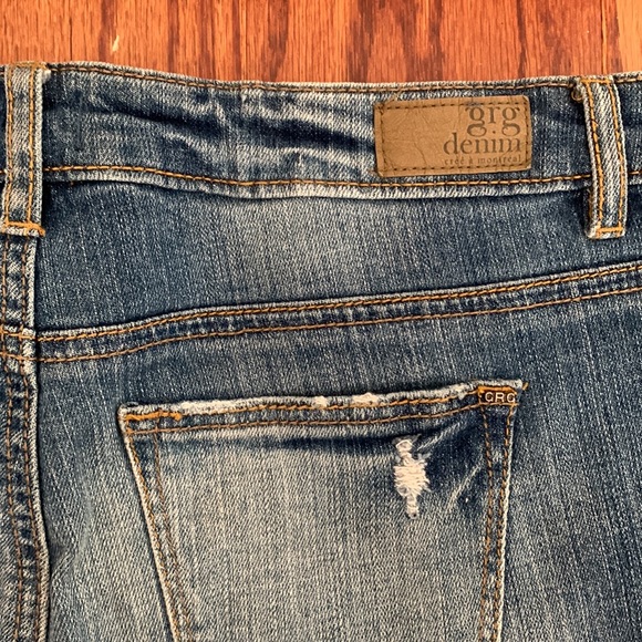 Garage Jean Shorts - Picture 5 of 11